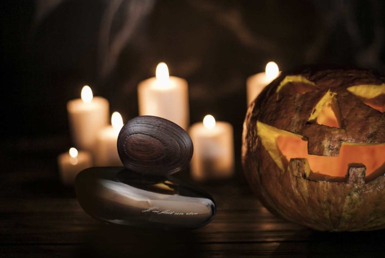 Smell in black: le fragranze per il tuo Halloween